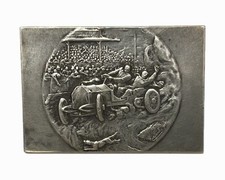 Medaglia in argento uguenino primi '900 - scena di corse automobilistiche - argento .900