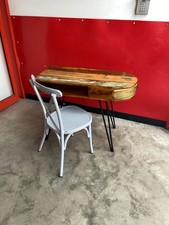 Scrivania in legno massello di