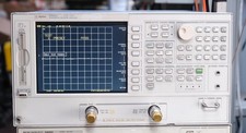 Agilent / Keysight 8753ES S-Parameter analizzatore di rete 300 kHz - 6 GHz OPT 006 010