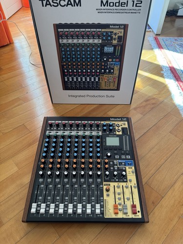 Tascam model mixer - 12,