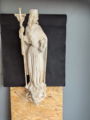 Statuetta calco santa corona - calco,