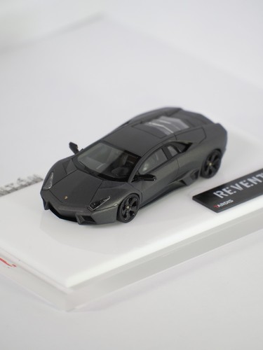 Tardis lamborghini reventon - tardis,