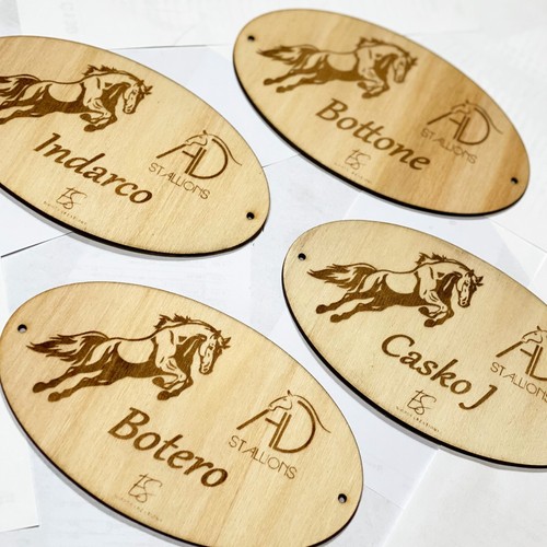 Targa box cavalli - ,, cuccia