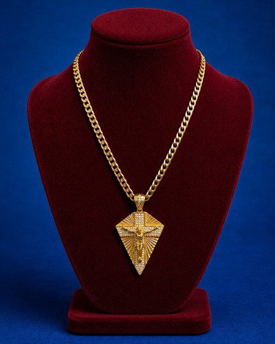 Collana con ciondolo croce