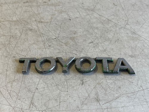 Toyota yaris 2006 emblema - toyota,