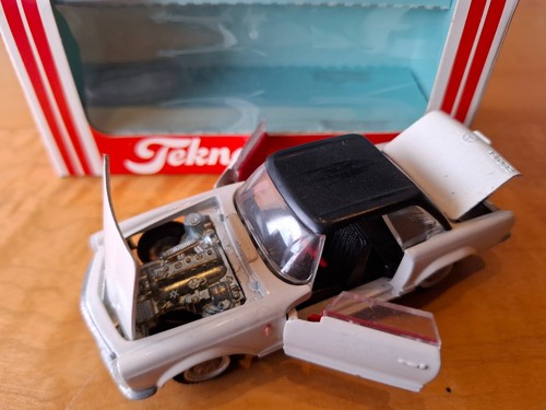 Tekno mercedes benz 280 - tekno,