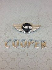 MINI COOPER R50 (2003) 1.6 BENZINA 85KW 3P STEMMA EMBLEMA COFANO ANTERIORE