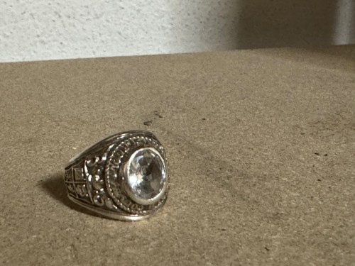 Anello college americano con