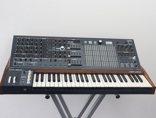 Arturia matrixbrute - matrixbrute,