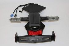 Portatarga + frecce originali
