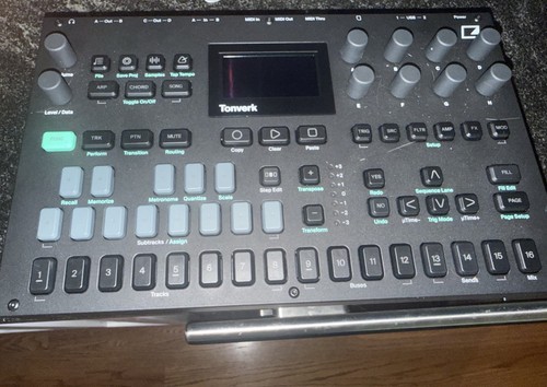 Elektron tonverk multisampler - elektron,