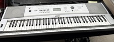 Yamaha Portatile Grand DGX-230