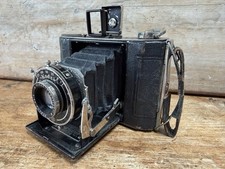 Antica macchina fotografica