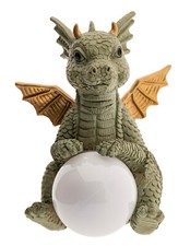 Drago bambino con luce solare