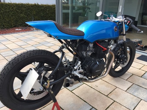 Gobba dirt track flat cafe - dirt,