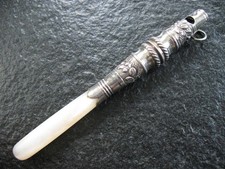 Pipa argento Biedermeier fatta a mano con manico in madreperla del 1840 circa