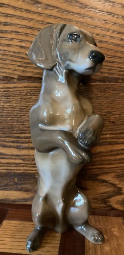 Statuina bassotto mendicante