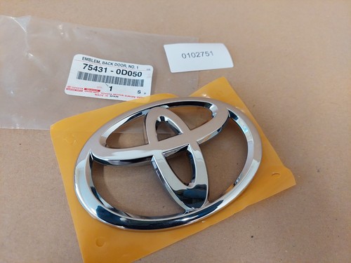 Distintivo posteriore toyota - distintivo,