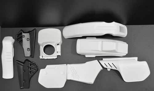 Kit plastiques husqvarna - plastiques,