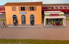 Stazione e bar H0 1:87 per