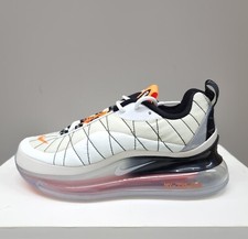 NIKE AIR MAX 720-818