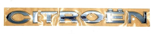 Distintivo effetto cromato
