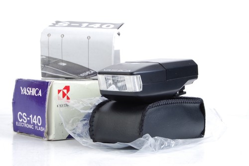 Yashica 140 flash attacco - ,