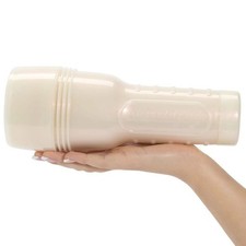 FLESHLIGHT GIRLS MASTURBATORE