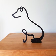 Statua d'arte cane minimalista
