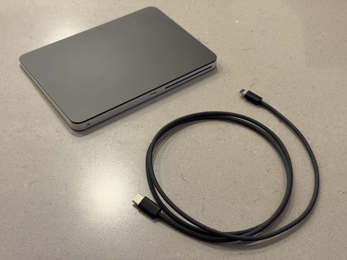 Apple magic trackpad - apple,