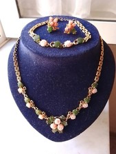 Parure Gioielli Placcati Con Giada E Corallo Rosa Anni 60