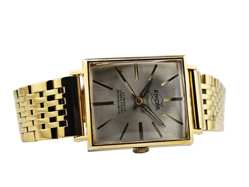 Orologio svizzero carica - orologio,