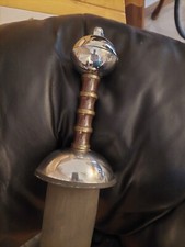 spada artigianale in legno
