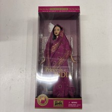 Bambole del Mondo Principessa dell'India Barbie Doll 2000 Mattel 28374