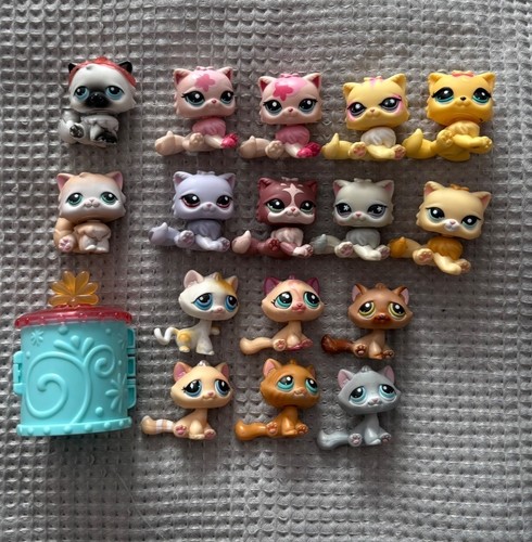 Littlest pet shop - lps, 16