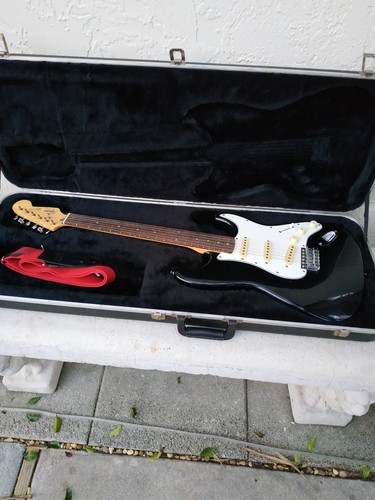 Fender squier stratocaster - fender,