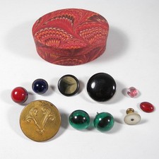 SCATOLINA CON ANTICHI VECCHI