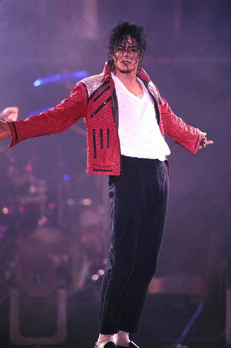 Michael jackson red jacket - michael,