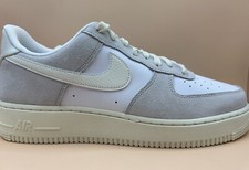 Nike Air Force 1 LV8