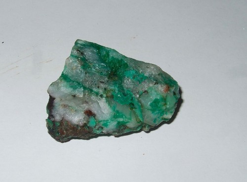 Minerali grezzi - -,