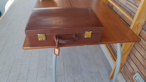 Valigia vintage cartone - in,