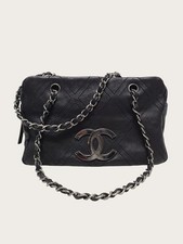 CHANEL Sac fourre-tout en cuir