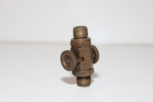 Antico rubinetto benzina