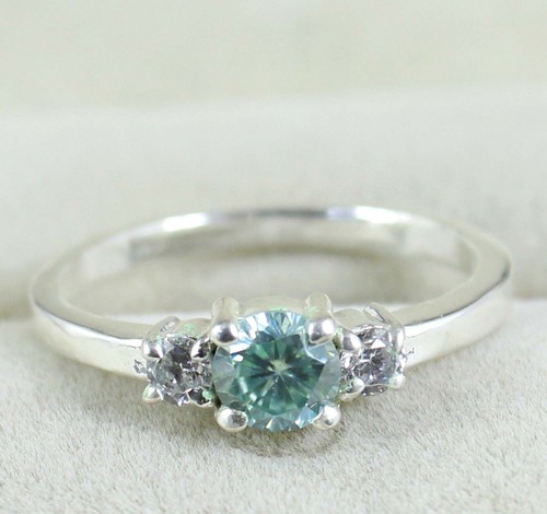 Anello solitario diamante