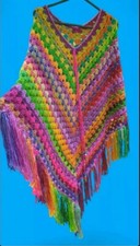 Poncho Grannysquare fatto a