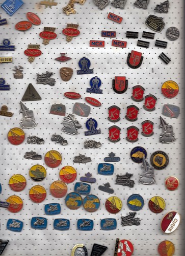 Vintage industrial pin - pin, badges