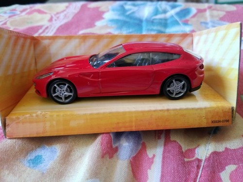 Ferrari 2011 modello hot - 2011,