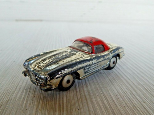 Corgi toys mercedes benz - toys, 300