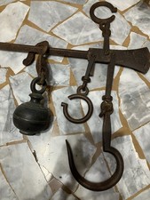 ANTICA STADERA CON PUNZONI DI TARATURA FINO A 200 KG.