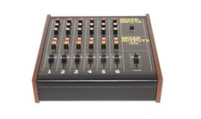 Mixer audio TEAC modello M-2a